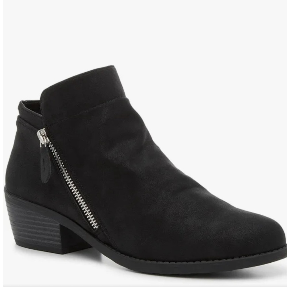 Easy Street Women’s comfort booties